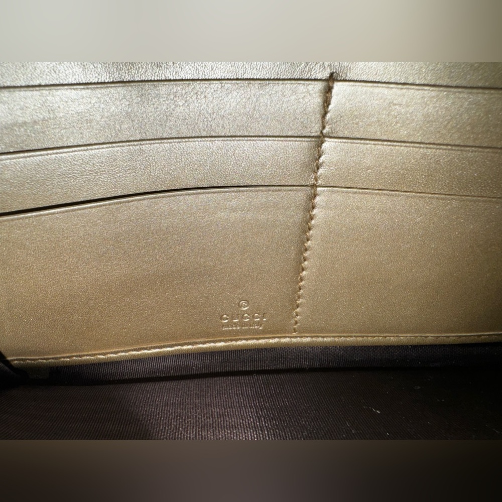 Gucci  Guccissima Zip Wallet - EUC - Picture 10 of 14
